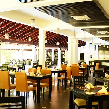The Covanro Airport Hotel - Katunayake Gampaha Esterno foto