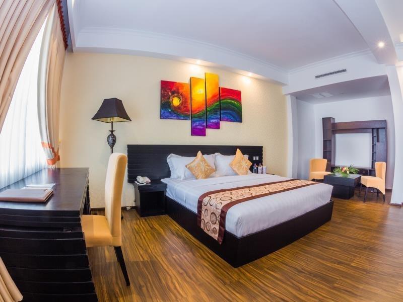 The Covanro Airport Hotel - Katunayake Gampaha Esterno foto