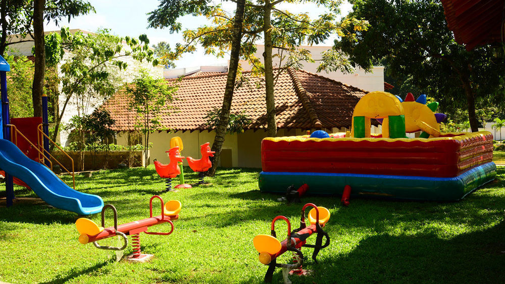 The Covanro Airport Hotel - Katunayake Gampaha Esterno foto