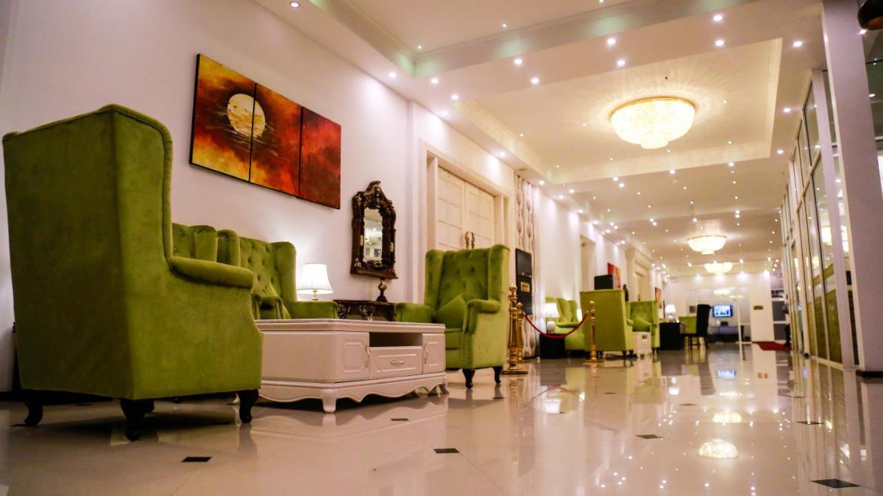The Covanro Airport Hotel - Katunayake Gampaha Esterno foto
