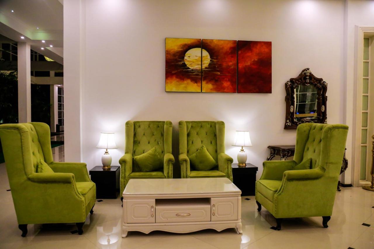 The Covanro Airport Hotel - Katunayake Gampaha Esterno foto